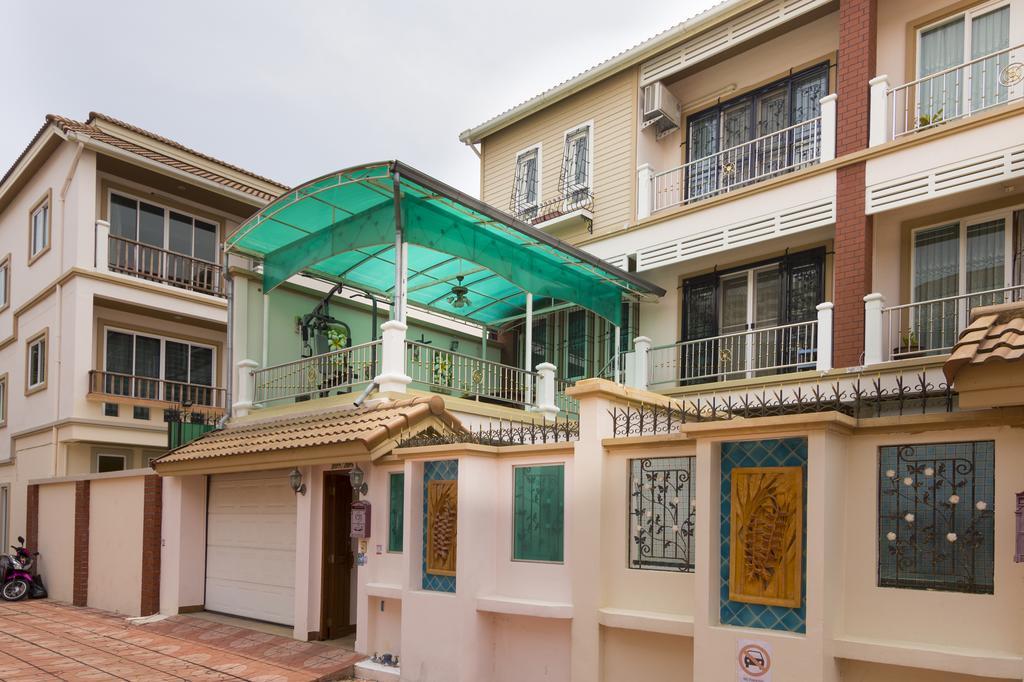 Nowhere Villa Mars Pattaya Zewnętrze zdjęcie
